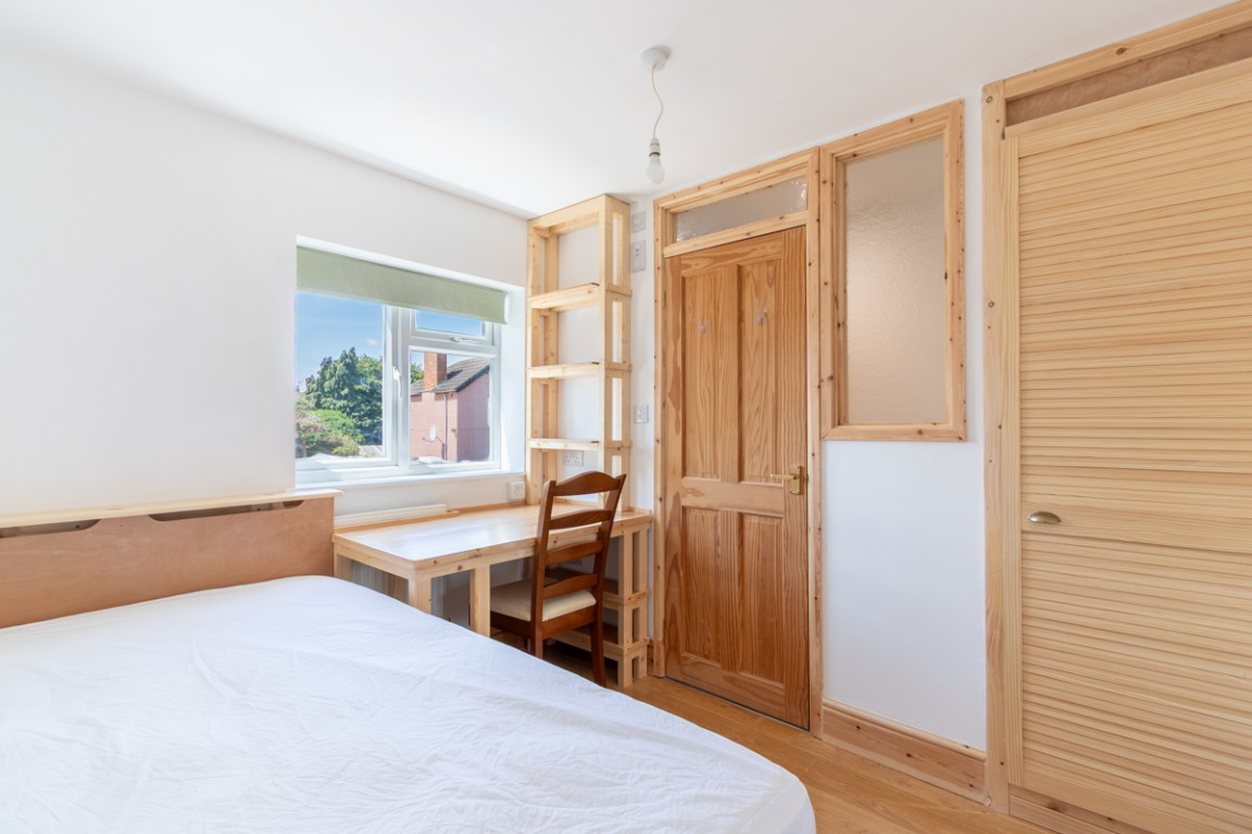 Clifford Road property image