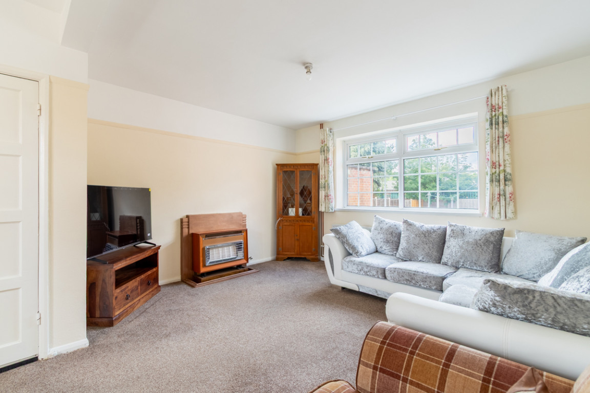 Garendon Road property image