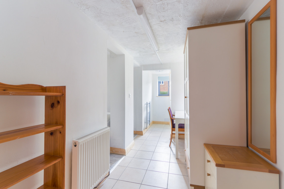 Tennyson Road property image