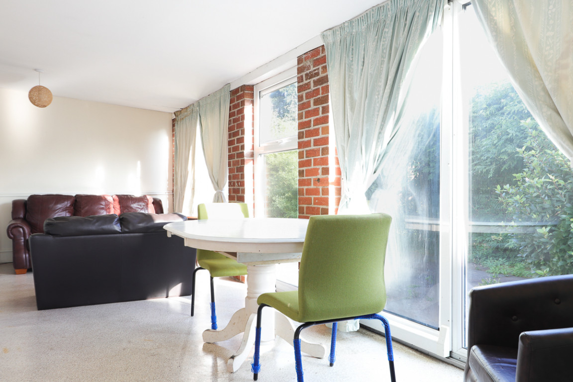 Maple Road property image