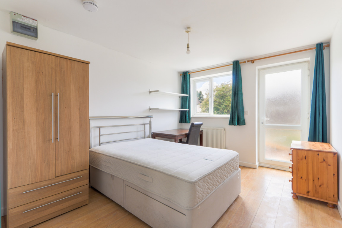 Tennyson Road property image