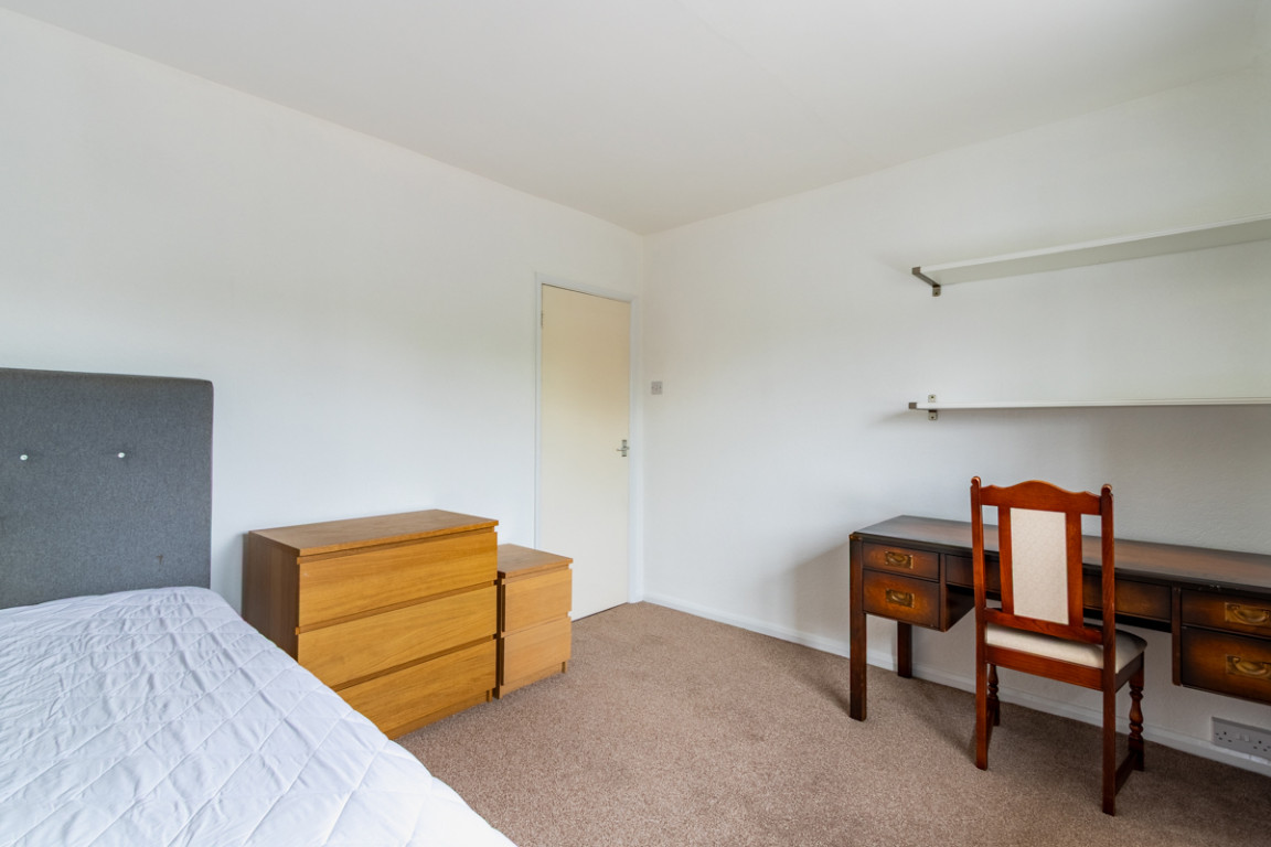 Garendon Road property image