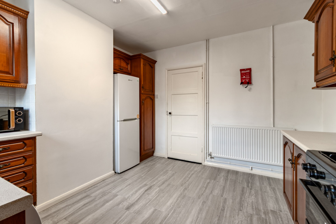 Garendon Road property image