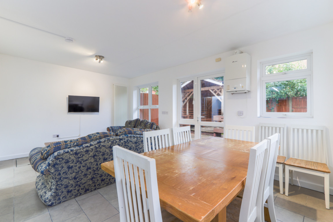 Ambleside Close property image