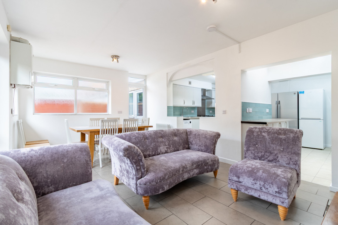 Ambleside Close property image