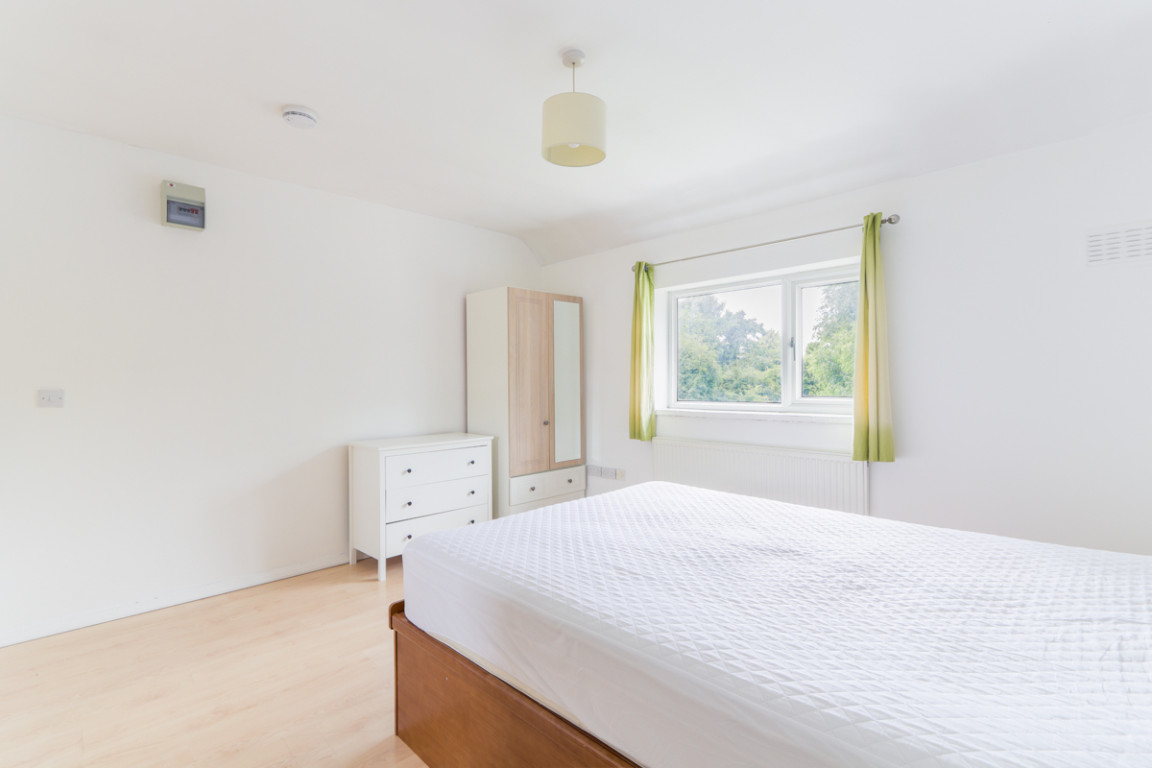 Garendon Road property image