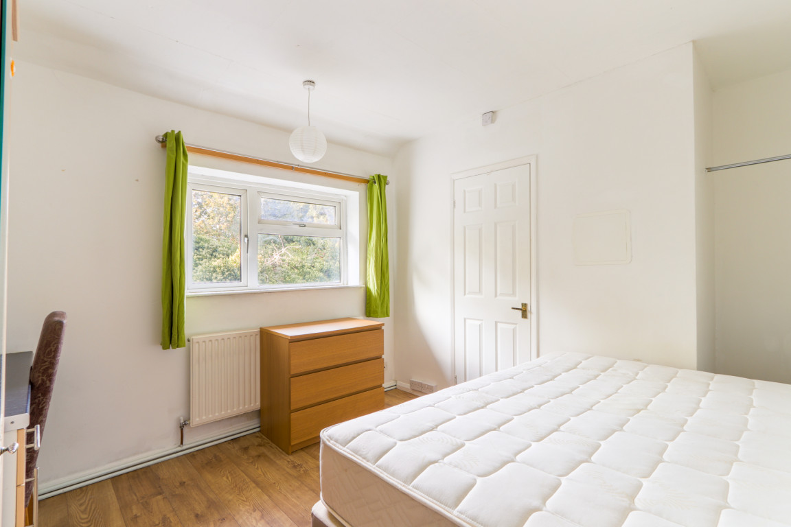Garendon Road property image
