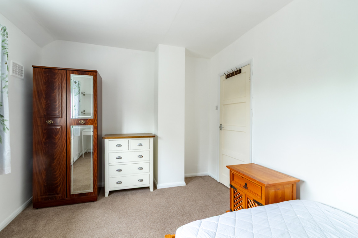 Garendon Road property image
