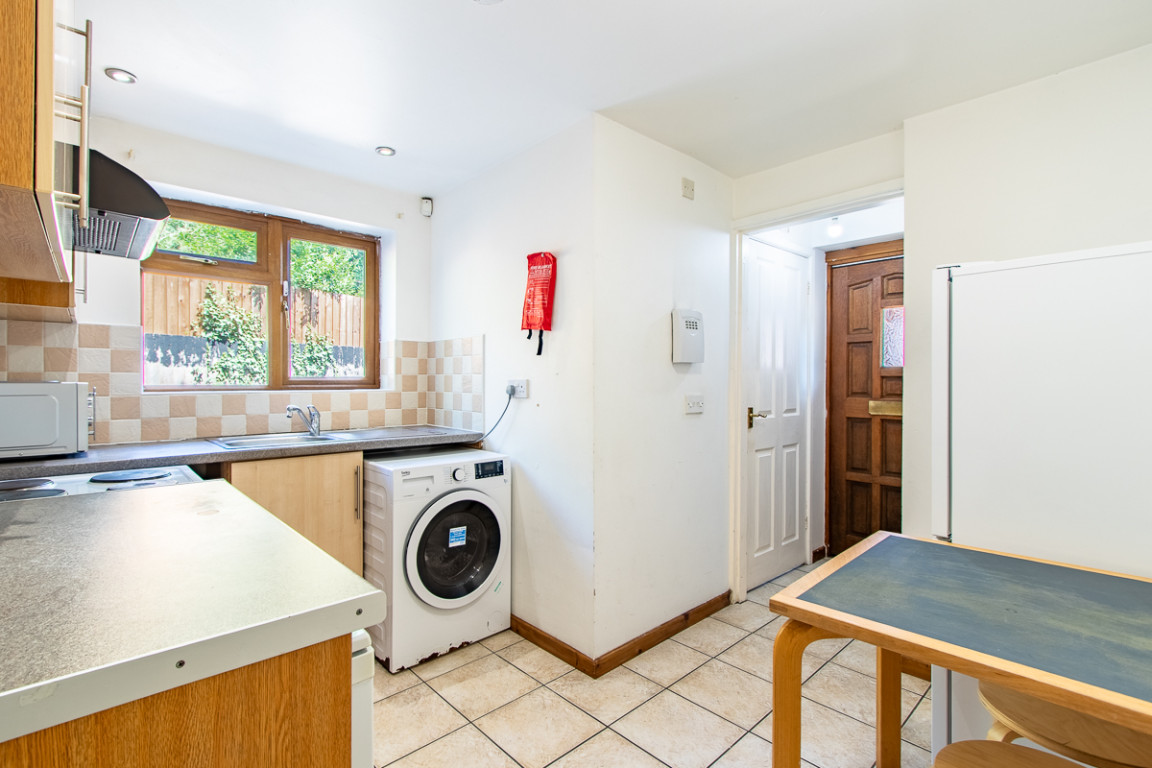 Garendon Road property image