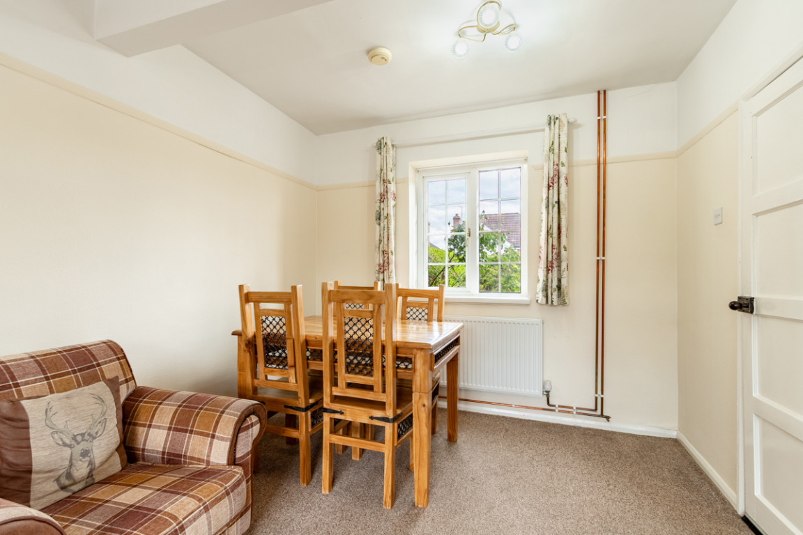 Garendon Road property image