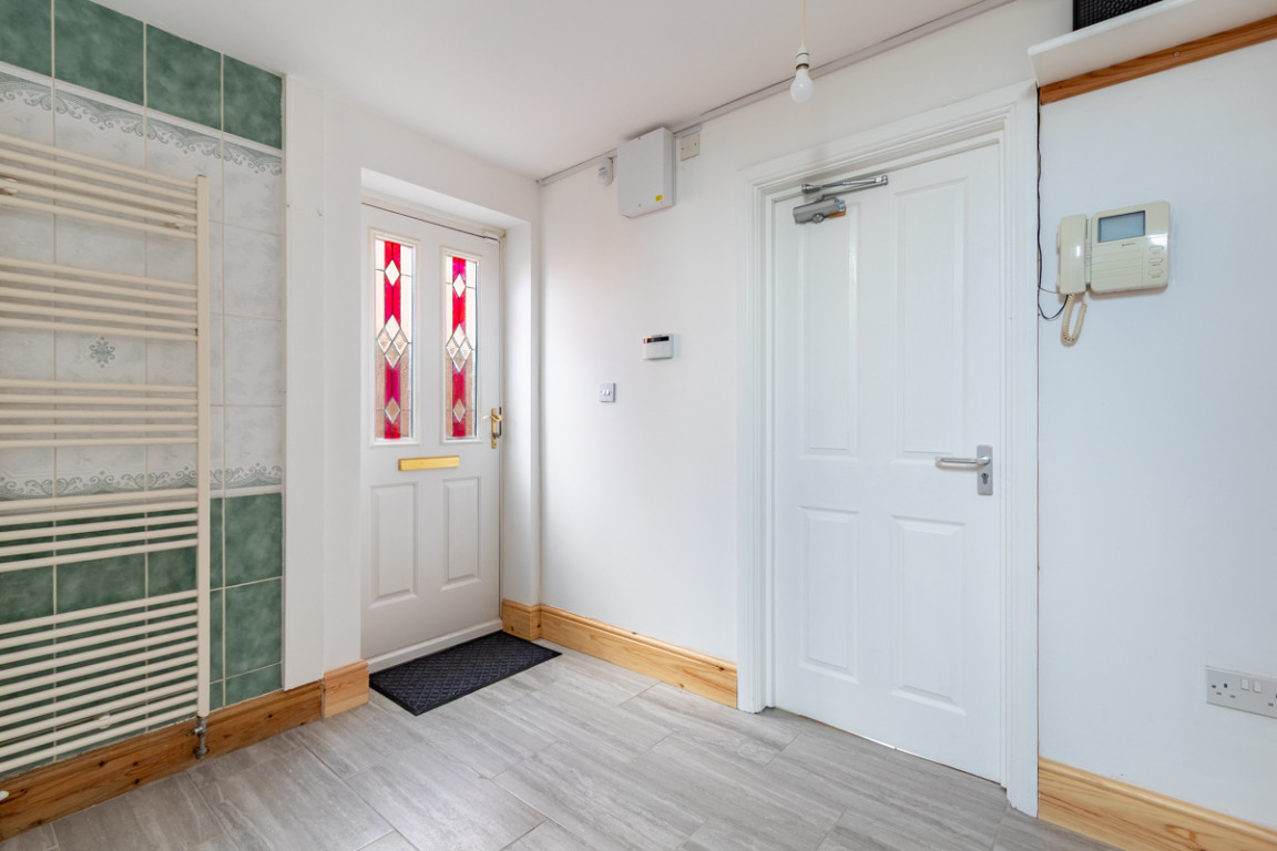 Clifford Road property image