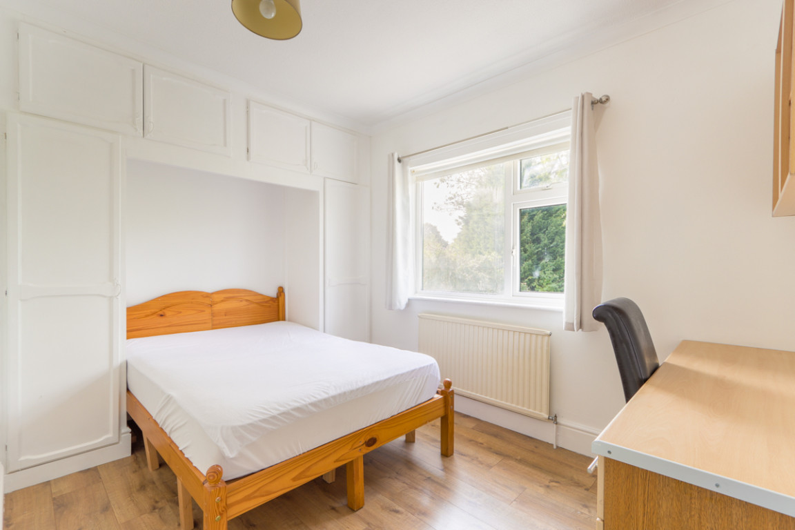 Garendon Road property image