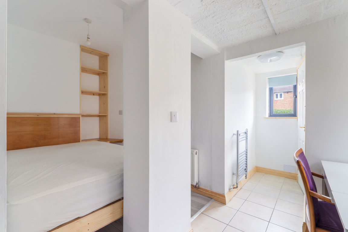 Tennyson Road property image
