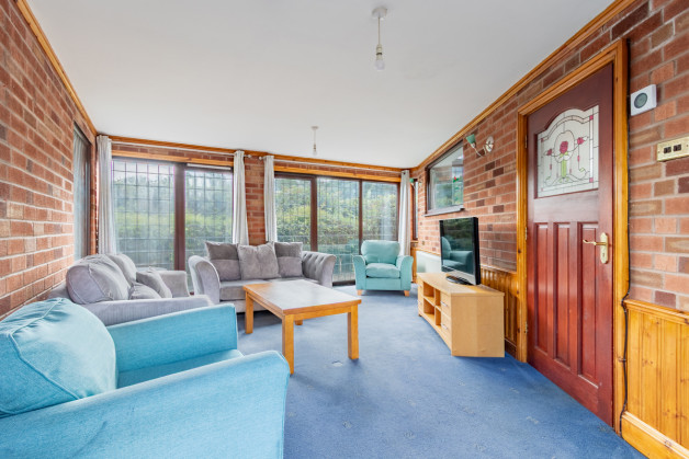 Nanpantan Road property